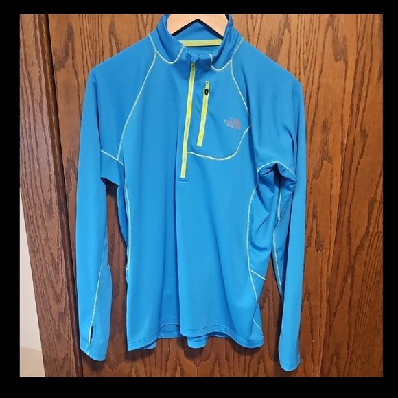 The North Face Jackets & Blazers - The North Face Women's 1/4 Zip Long Sleeve